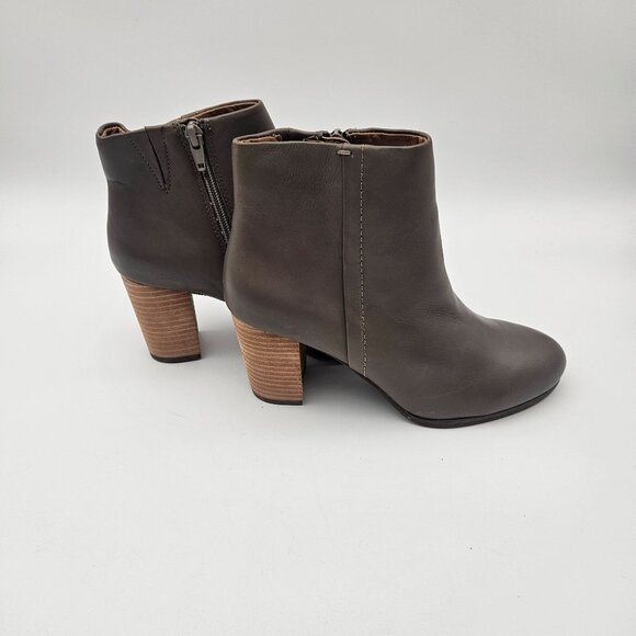 Vionic Kennedy Oyster Gray Leather Ankle Boot Block Heel Womens Sz 6.5 NEW - Picture 4 of 8